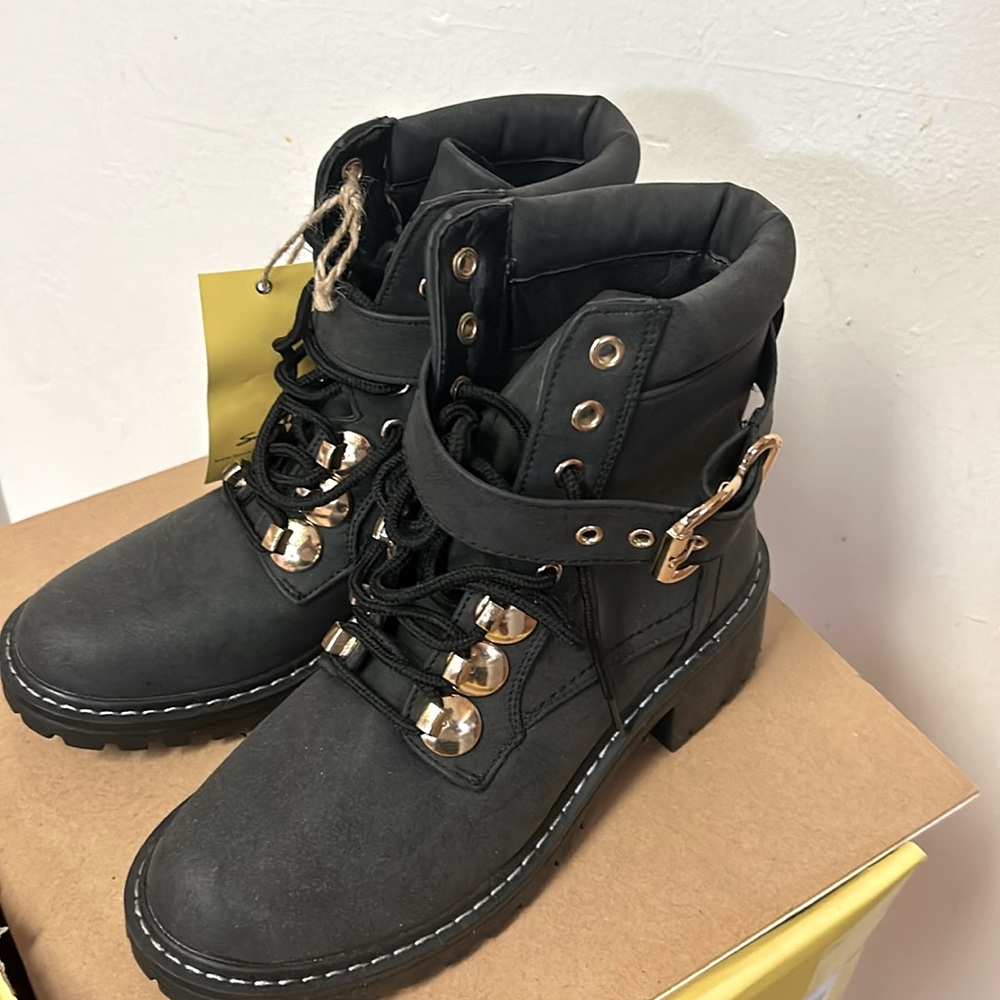 NWT Seven 7 Women Himalaya Black Lace-up Hiker Combat Boot with Block Heel. - Picture 6 of 9